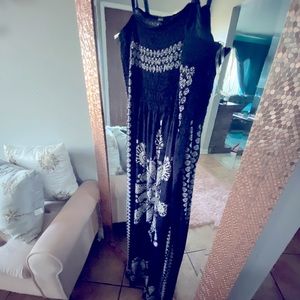 Soft fabric non wrinkle high quality fits sizes 12-18 , embroidery patterns .